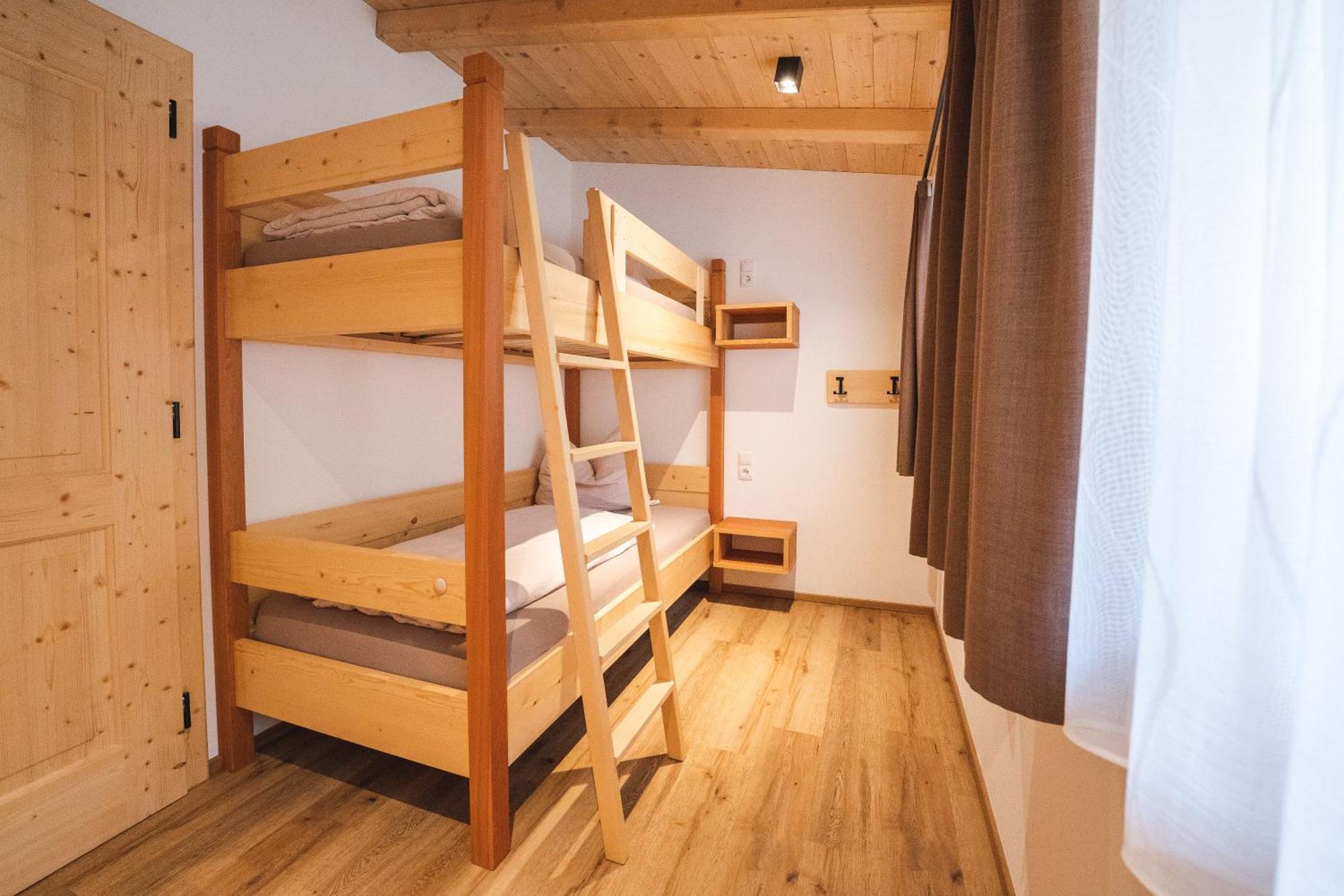 Elslerhof Apartment Dobbiaco Ngoại thất bức ảnh