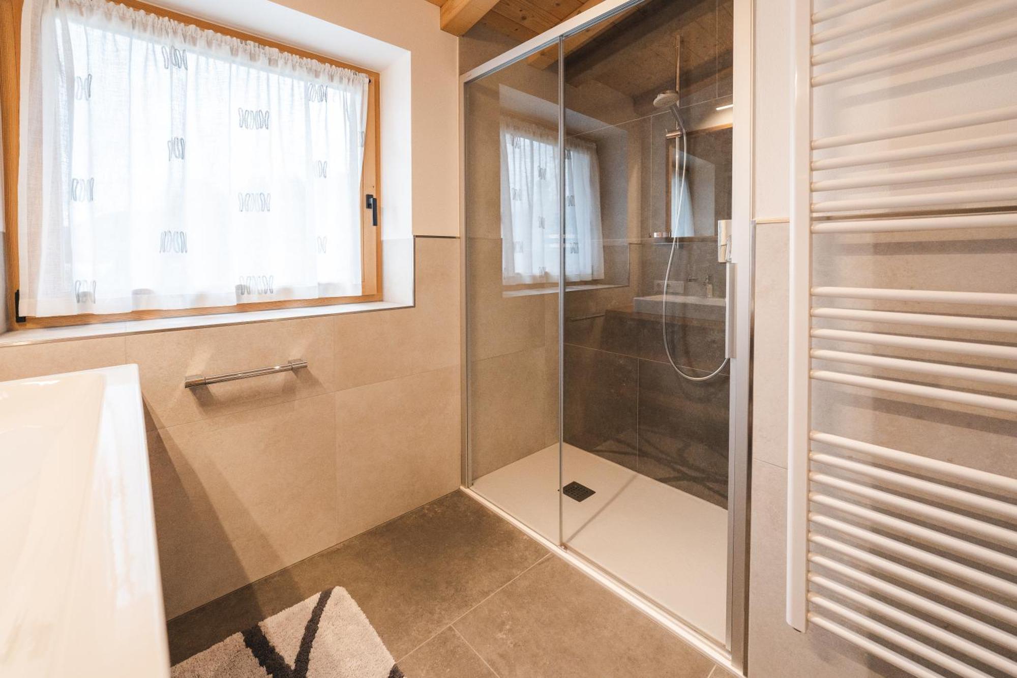 Elslerhof Apartment Dobbiaco Ngoại thất bức ảnh