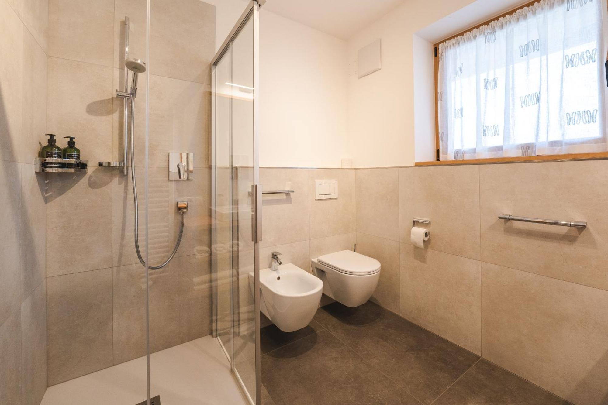 Elslerhof Apartment Dobbiaco Ngoại thất bức ảnh