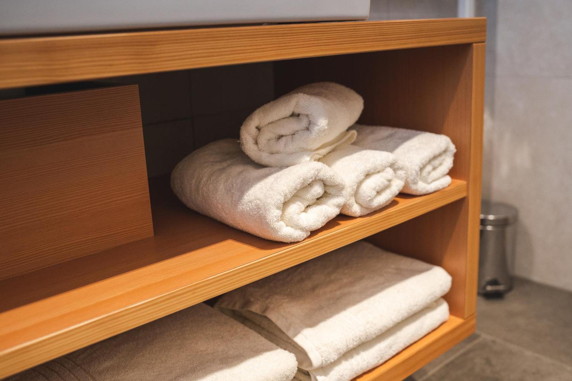 Elslerhof Apartment Dobbiaco Ngoại thất bức ảnh